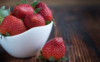 The Dirty Dozen – Strawberries, Spinach To EWG’s List of Pesticides in Produce